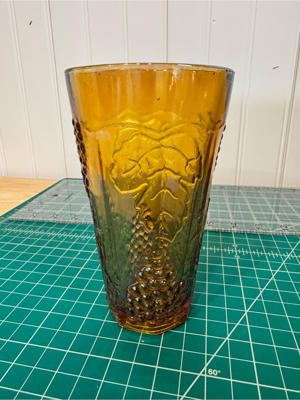 Indiana Glass Marigold Carnival Grape Pattern Tumbler